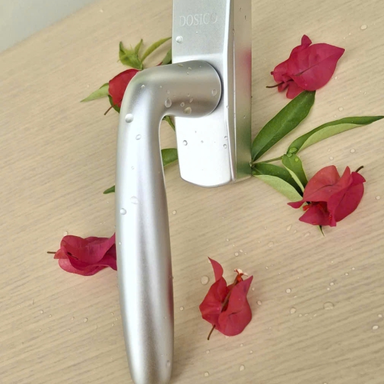 Tay cửa sổ - Tròn - trắng bạc